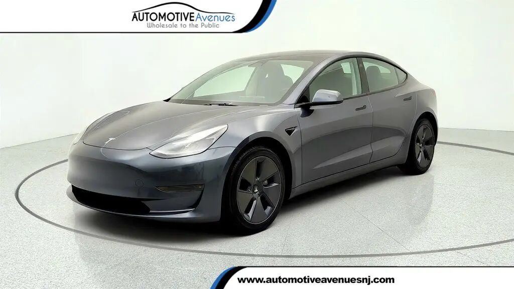 2023 Tesla Model 3 Base