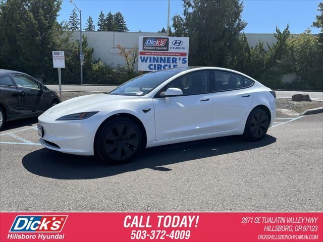 2025 Tesla Model 3 Long Range