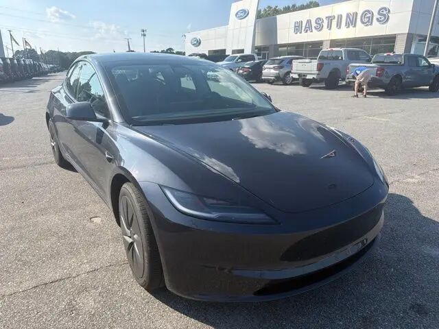 2025 Tesla Model 3 Long Range