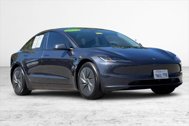 2025 Tesla Model 3 Long Range