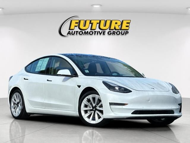 2022 Tesla Model 3 Base — photo 1 of 13