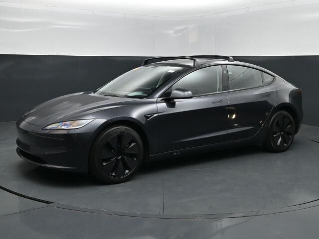 2025 Tesla Model 3 Long Range — photo 1 of 13