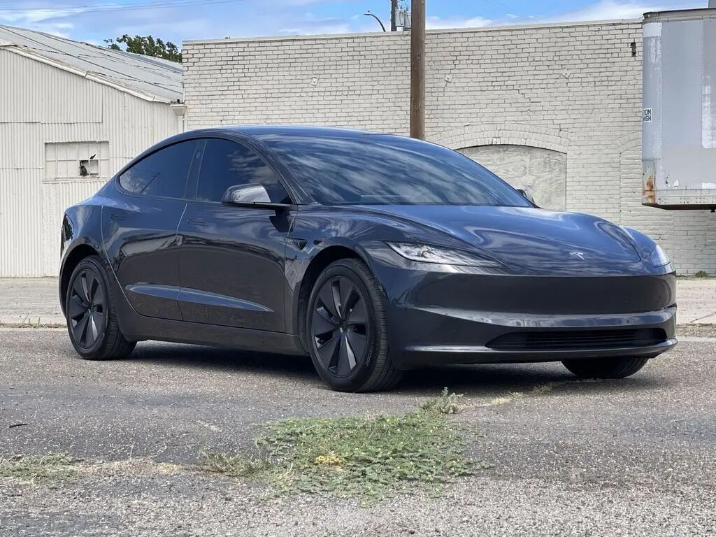 2025 Tesla Model 3 Long Range
