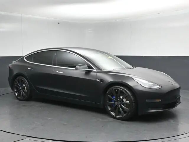 2019 Tesla Model 3 Long Range — photo 1 of 2
