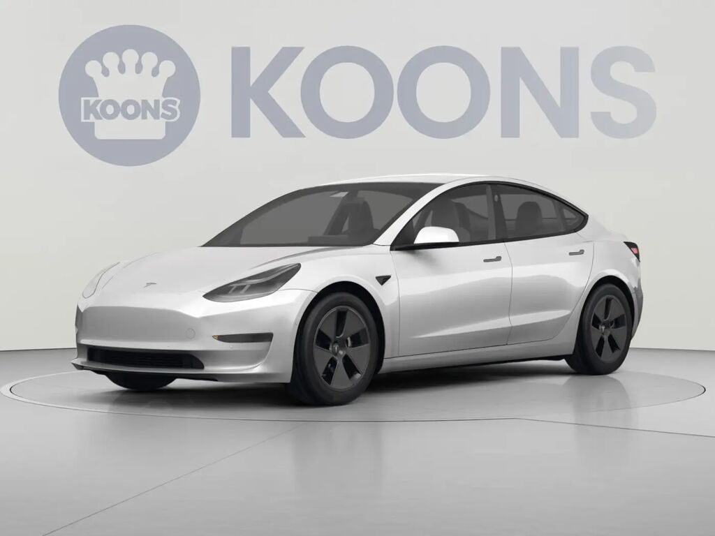 2022 Tesla Model 3 Long Range — photo 1 of 3