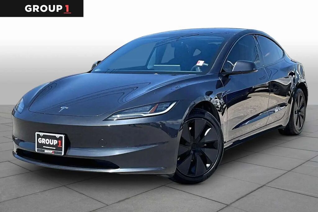 2025 Tesla Model 3 Long Range