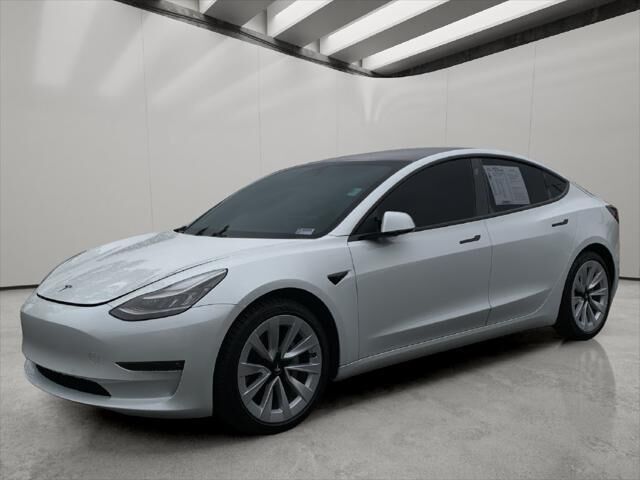 2021 Tesla Model 3 Long Range — photo 1 of 13