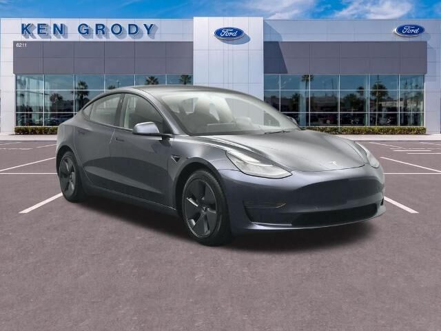 2022 Tesla Model 3 Long Range