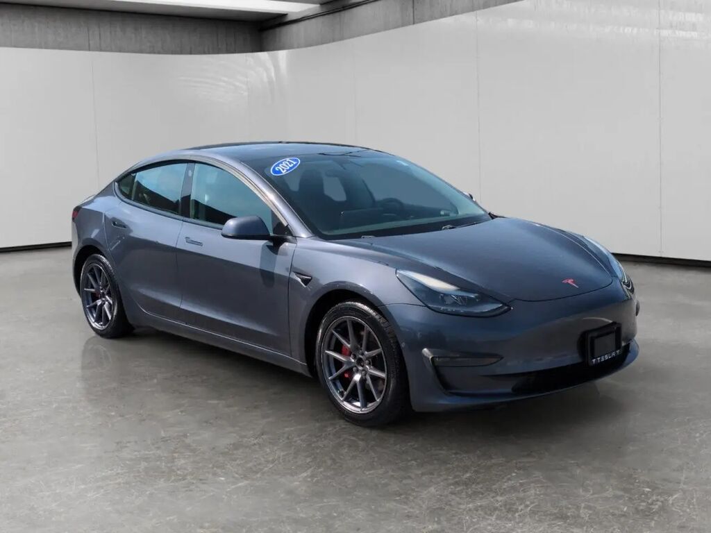 2021 Tesla Model 3 Long Range — photo 1 of 13