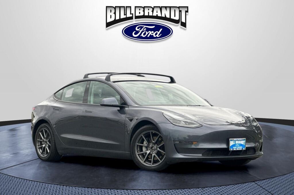 2022 Tesla Model 3 Long Range — photo 1 of 13