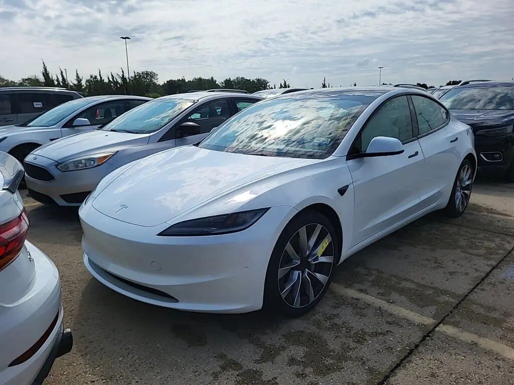 2024 Tesla Model 3 Long Range — photo 1 of 11