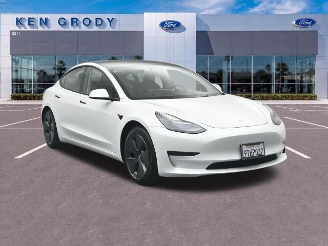 2022 Tesla Model 3 Long Range