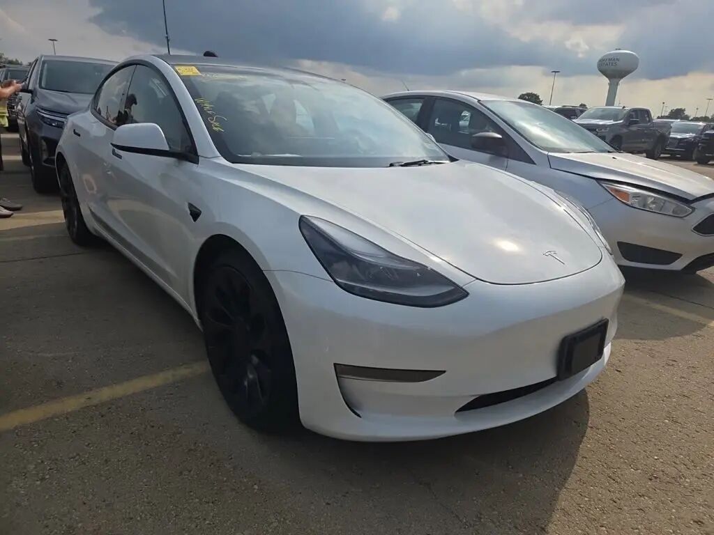 2023 Tesla Model 3 Performance — photo 1 of 11