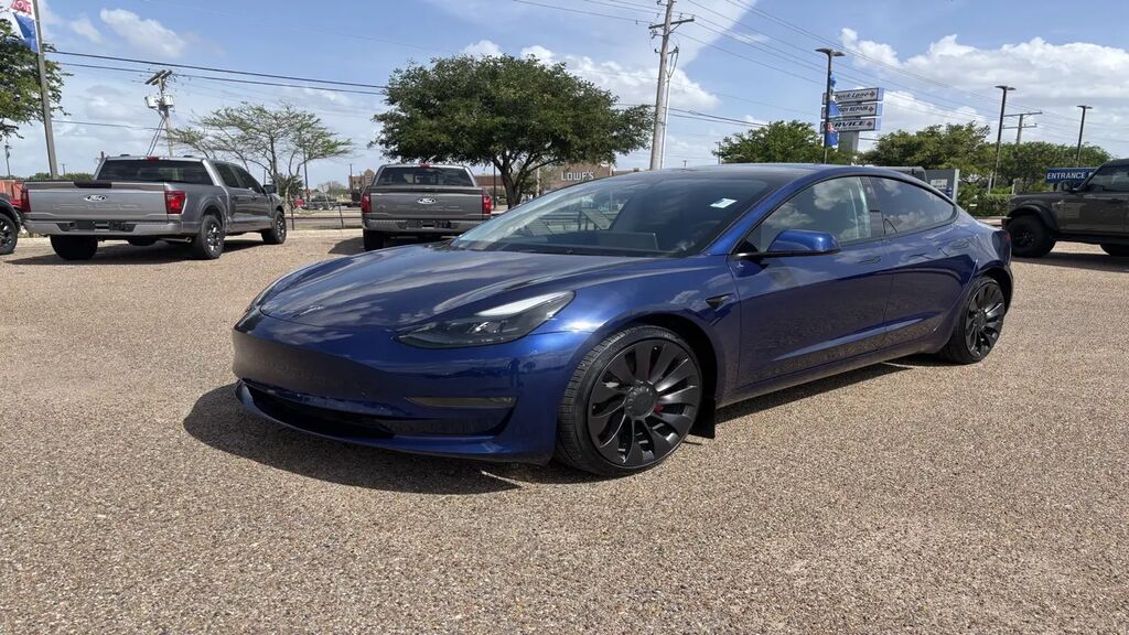 2023 Tesla Model 3 Performance