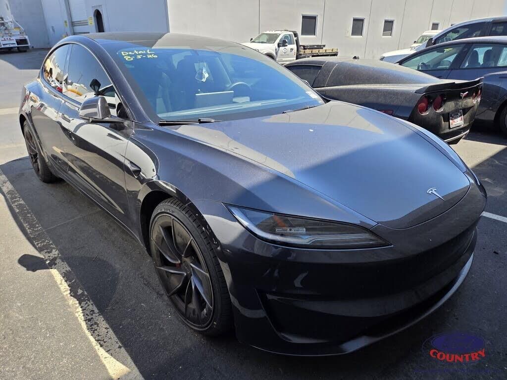 2025 Tesla Model 3 Performance — photo 1 of 3