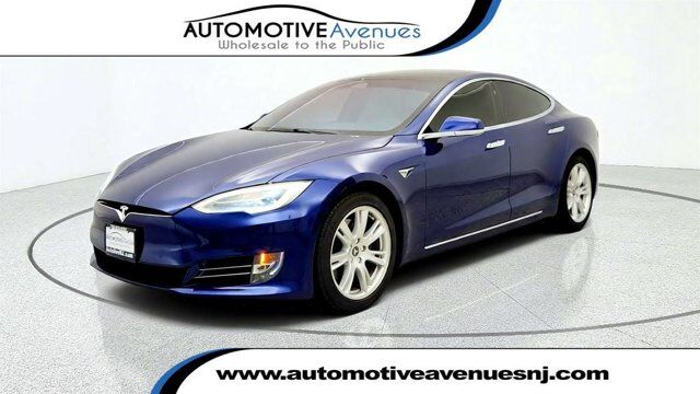 2020 Tesla Model S Long Range Plus — photo 1 of 13