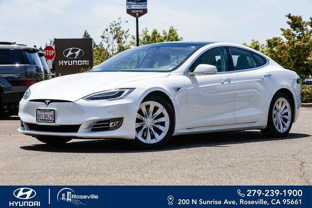 2017 Tesla Model S 90D