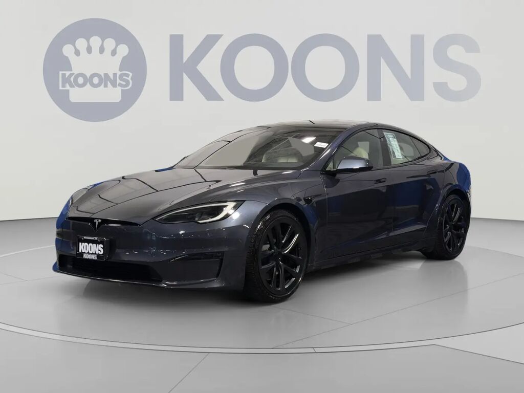 2023 Tesla Model S Standard Range — photo 1 of 13