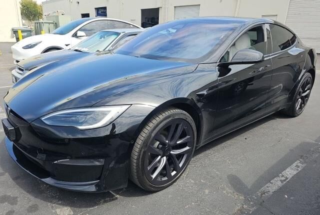 2022 Tesla Model S Base