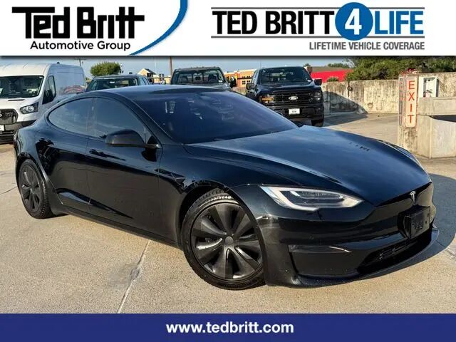 2022 Tesla Model S Base