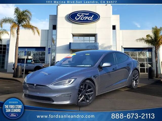 2022 Tesla Model S Base