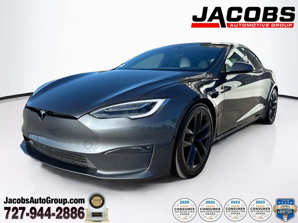 2022 Tesla Model S Plaid — photo 1 of 13