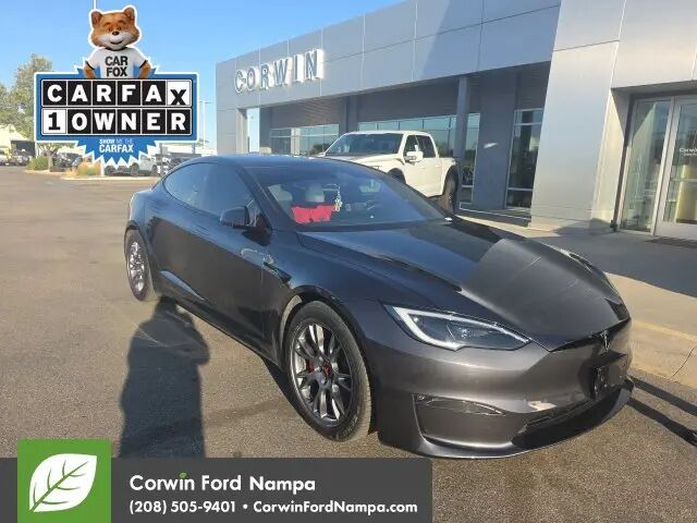 2023 Tesla Model S Plaid