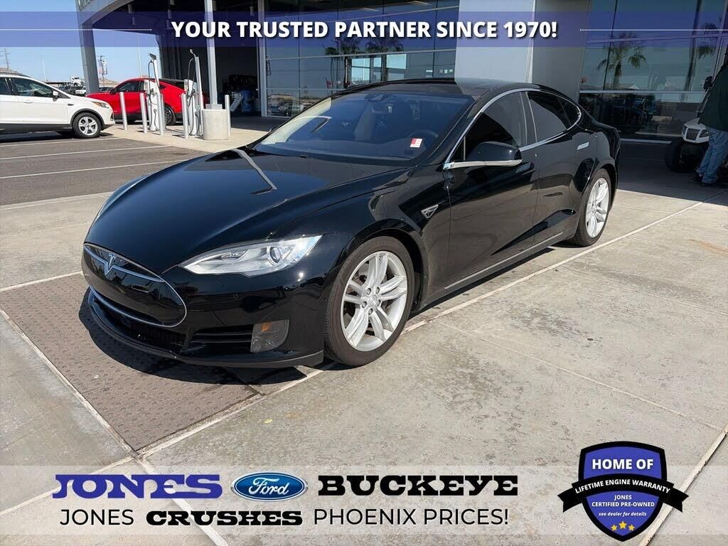 2015 Tesla Model S 70D — photo 1 of 1