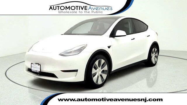 2020 Tesla Model Y Long Range — photo 1 of 13