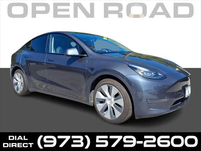 2021 Tesla Model Y Long Range — photo 1 of 13