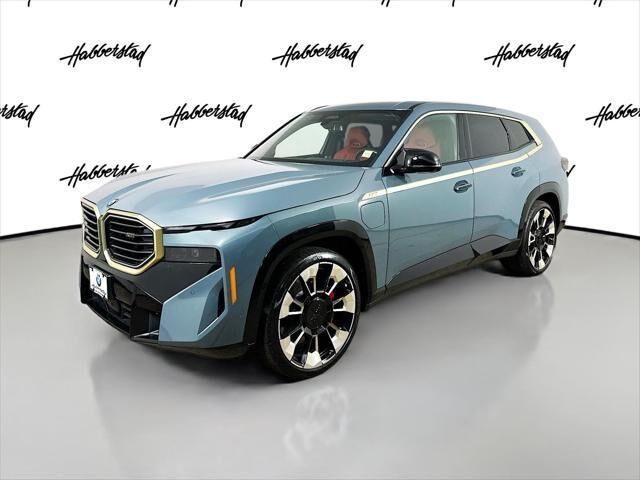 2023 BMW XM Base