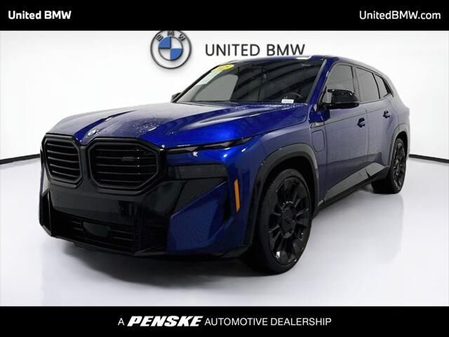 2025 BMW XM Base