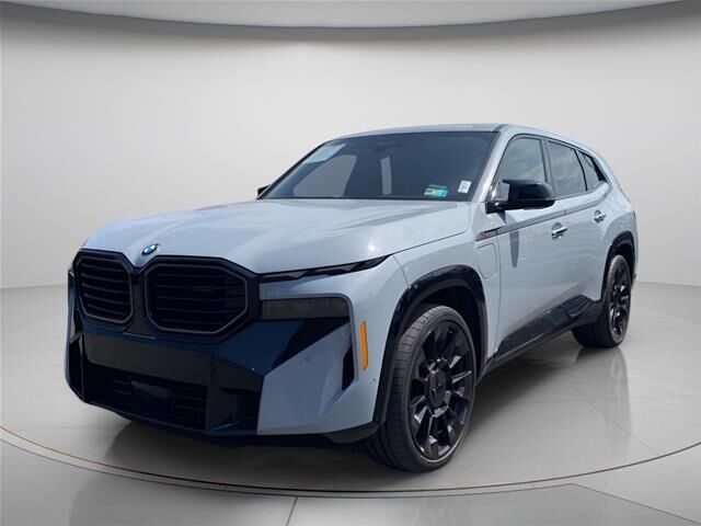 2024 BMW XM Label