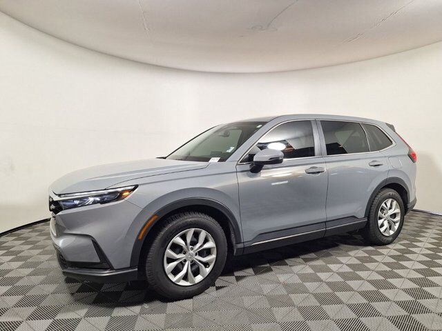 2025 Honda CR-V LX — photo 1 of 1