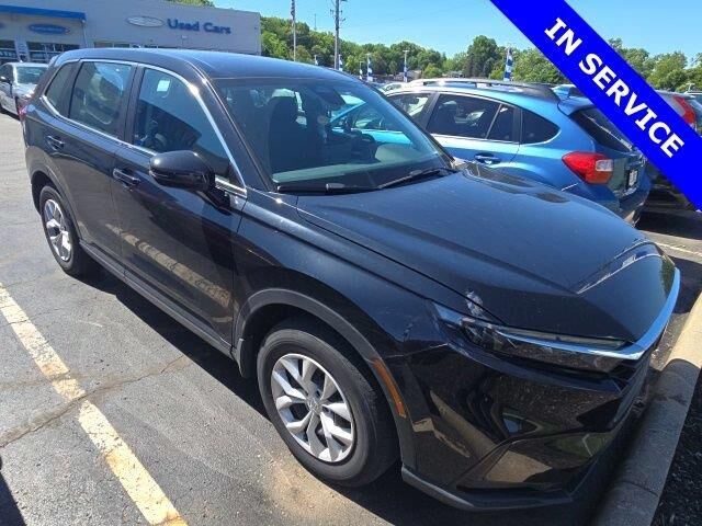 2024 Honda CR-V LX — photo 1 of 7