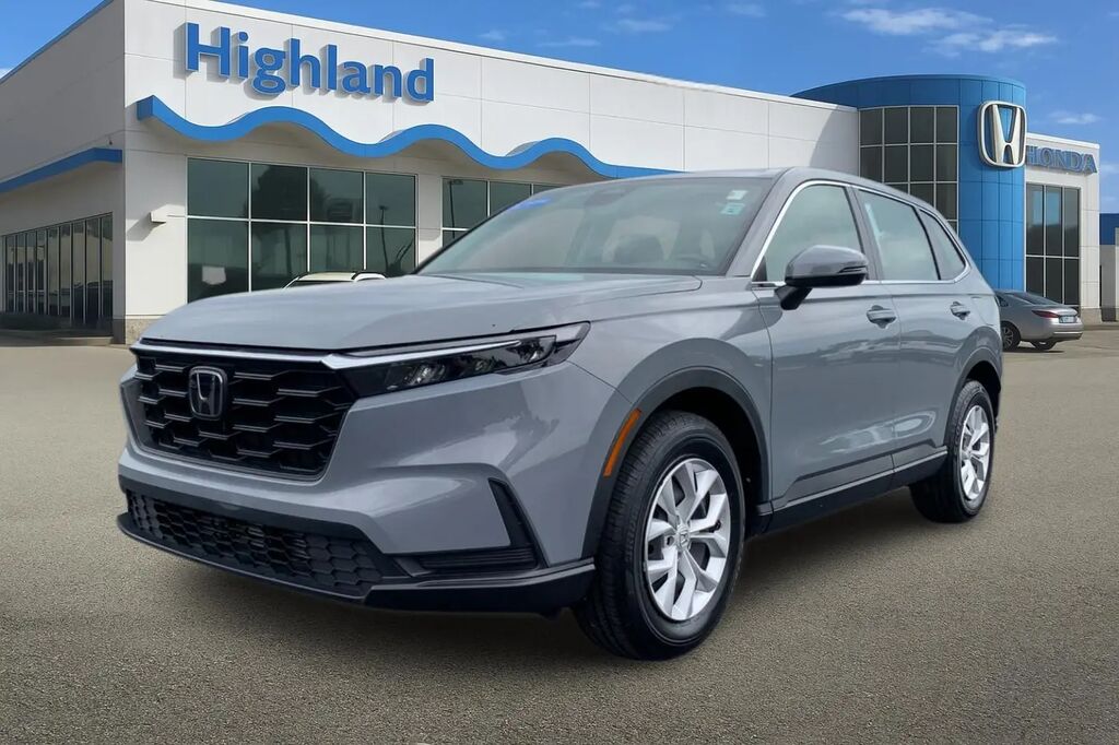 2024 Honda CR-V LX — photo 1 of 12