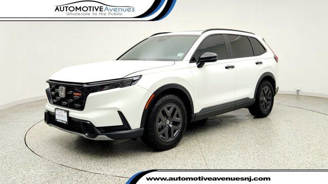 2026 Honda CR-V Hybrid TrailSport — photo 1 of 13