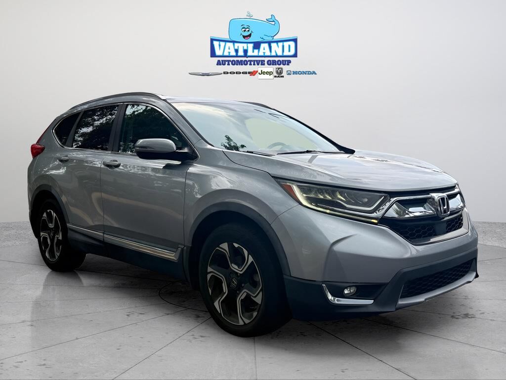 2018 Honda CR-V Touring — photo 1 of 13