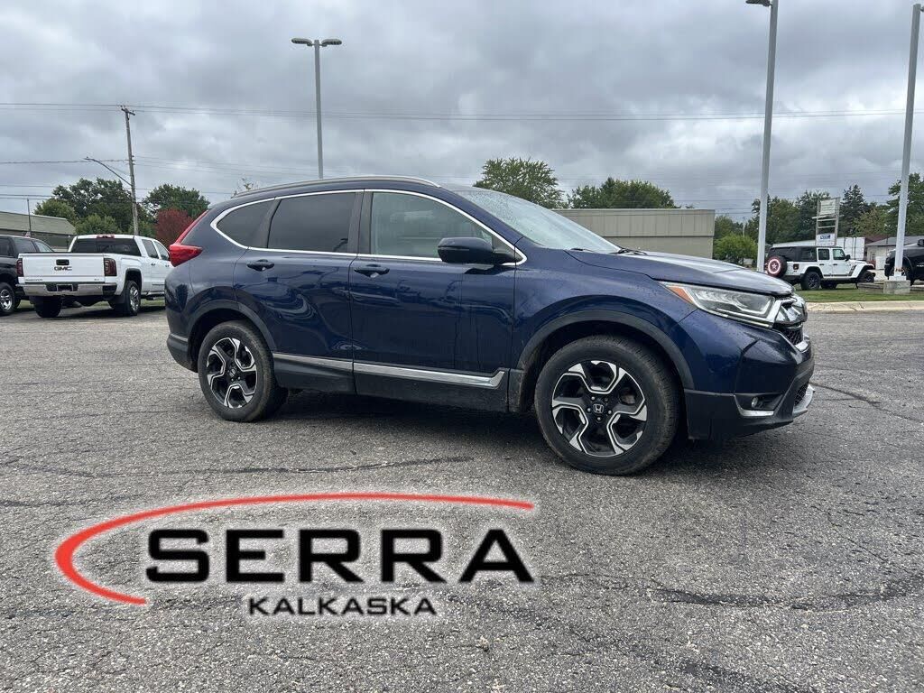 2019 Honda CR-V Touring — photo 1 of 1