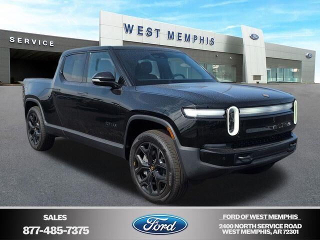 2025 Rivian R1T Adventure