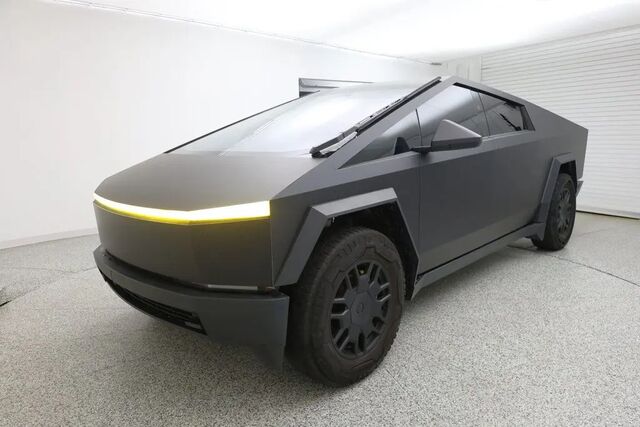 2024 Tesla Cybertruck Base