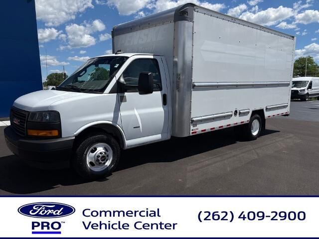 2022 GMC Savana 3500