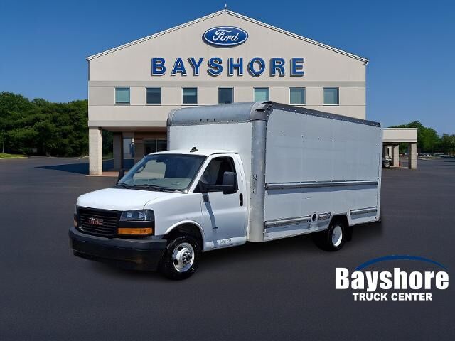 2021 GMC Savana 3500