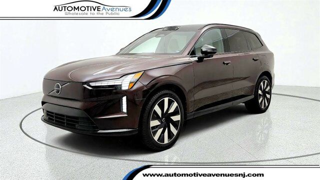 2025 Volvo EX90 Plus