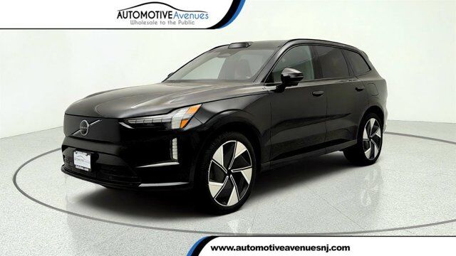 2025 Volvo EX90 Plus