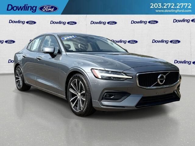 2021 Volvo S60 T5 Momentum