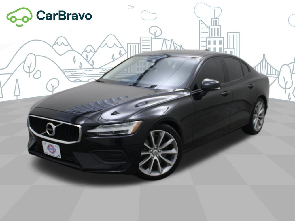 2020 Volvo S60 T6 Momentum — photo 1 of 7