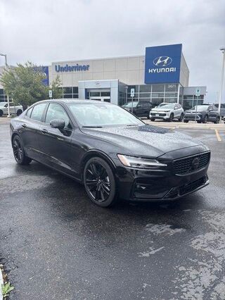 2024 Volvo S60 B5 Plus Black Edition