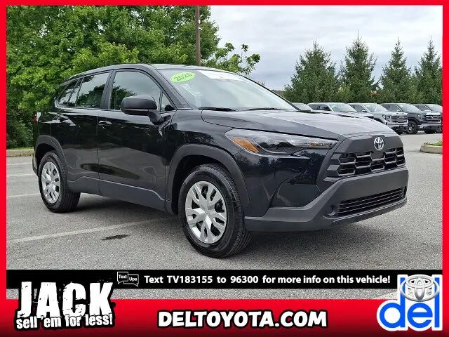 2026 Toyota Corolla Cross L — photo 1 of 13