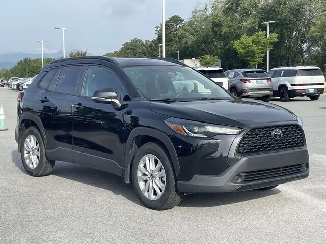 2023 Toyota Corolla Cross LE